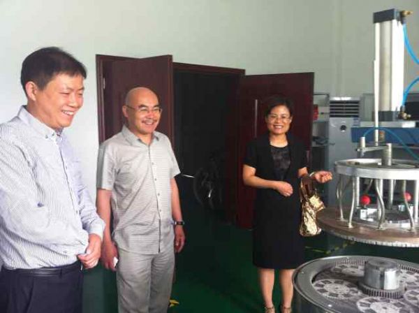 山东鑫金天成投资管理集团副总经理刘瑞涛先生应邀参观考察山东麦德盈华科技有限公司