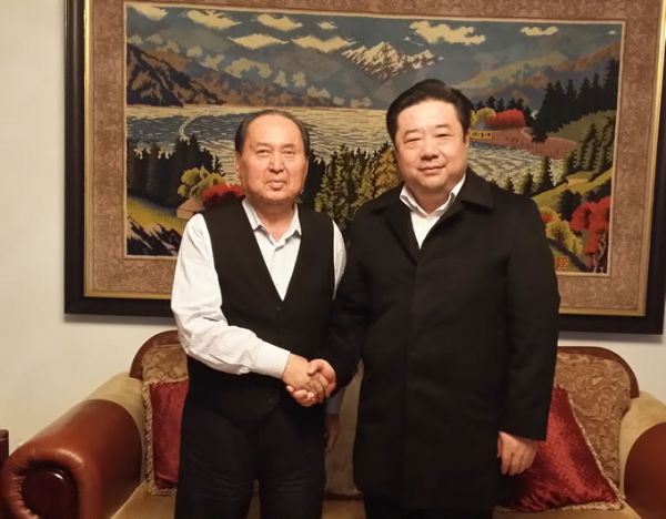全国人大副委员长铁力瓦尔地亲切接见孙明高董事长